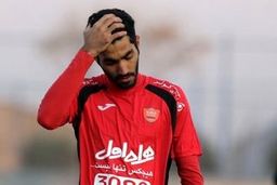 مخالفت مربی پرسپولیس با جدایی یک ستاره