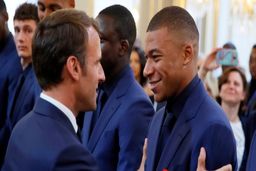 اعتراف امباپه:به درخواست مکرون به رئال نرفتم