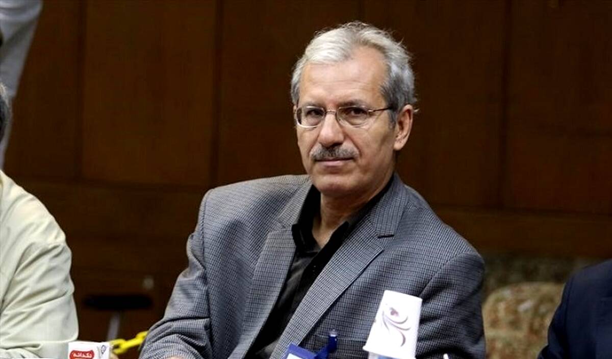نصیرزاده: آقای انصاری‌فرد، مراقب حرف زدنت باش!


