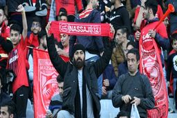 مدیر نساجی:فکری باید هفت برابر دستمزدش را بدهد