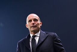 آلگری سرمربی ناپولی شد
