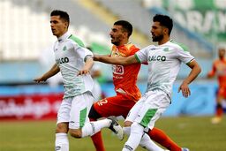 جزئیات لغو دیدار با ذوب‌آهن و تعطیلی تمرینات آلومینیوم/ احتمال تغییرات جدید با نارضایتی اعضای تیم


