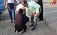 فیلم دیدنی باران کوثری از معجزه جلوی درب زندان 