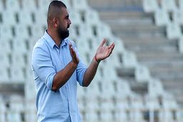 زارع:باید گل های بیشتری به استقلال می زدیم
