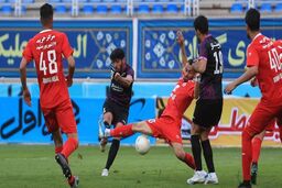 دیدار پدیده با پرسپولیس و گل گهر