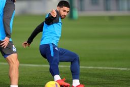 شانس به جهانبخش رو کرد / علیرضا جایگزین ستاره سابق لیورپول می‌شود

