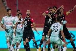 رئیس فدراسیون از فوتبالی‌ها استفاده کند!