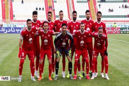 تمرین دژاگه زیر نظر مستقیم مربی بدنساز تراکتور