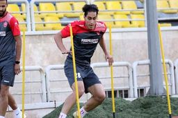 هشدار بازیکن باتجربه پرسپولیس با نادری: به استقلال نرو، پشیمان می‌شوی!
