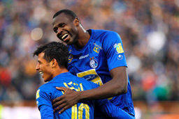 مثلث هجومی آبی‌ها، اسلحه خطرناک استقلال!