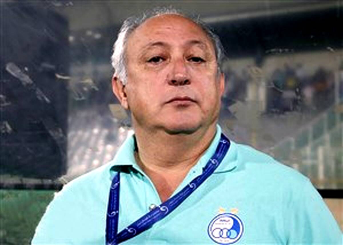 فریبا:باید استقلال را بکوبند، از نو بسازند