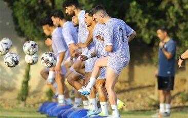 حضور بازیکنان استقلال در ایفمارک
