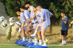 حضور بازیکنان استقلال در ایفمارک

