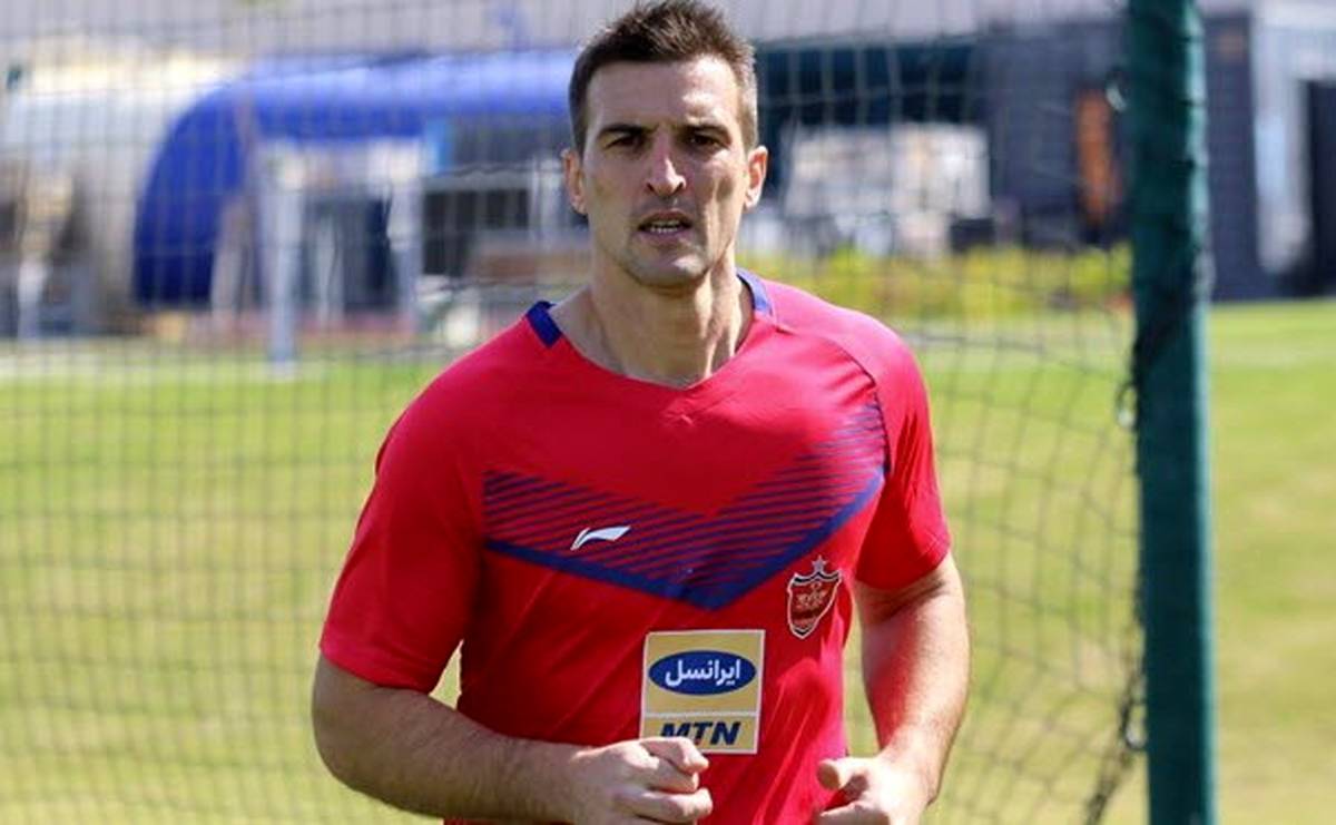 اتفاق عجیب در ماجرای قرارداد بودیمیر! / دردسرهای پرسپولیس تمامی ندارد

