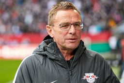 بازگشت رانگنیک به شالکه به جای هدایت تیم ملی آلمان