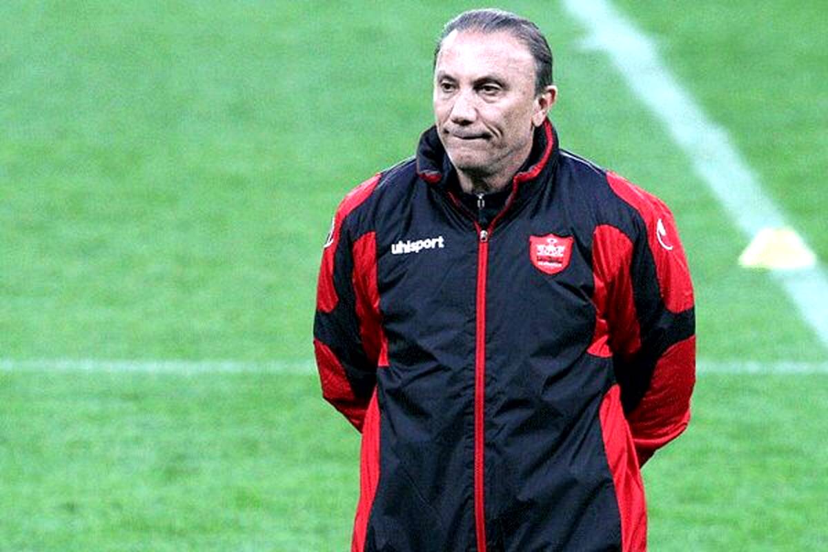 پرسپولیس فوری به خاطر شعار‌های نژاد پرستانه از الهلال شکایت کند