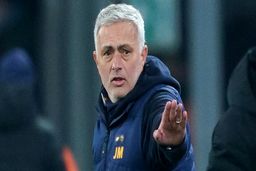 چراغ سبز مورینیو به عربستان در آستانه برکناری