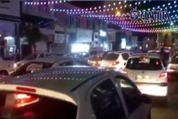  جشن و پایکوبی هواداران نساجی در قائمشهر بعد از حذف استقلال