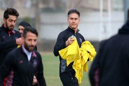 دستیار گل‌محمدی گزینه اول هدایت نساجی

