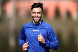 صدای اعتراض گلزن دربی بلند شد ؛ قرارداد ارسلان مطهری تغییر می کند ؟

