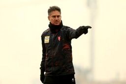 عصبانیت شدید مربی پرسپولیس از جدایی بشار رسن

