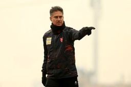 عصبانیت شدید مربی پرسپولیس از جدایی بشار رسن

