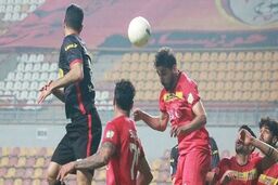 هفته چهارم؛عجیب ترین فولاد در برابر پرسپولیس