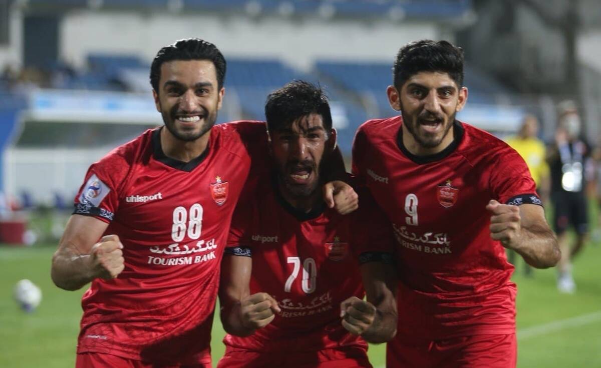 حلالی: پرسپولیس روز به روز قوی‌تر می‌شود