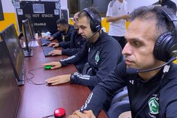 VAR داریم؛داورش را نداریم