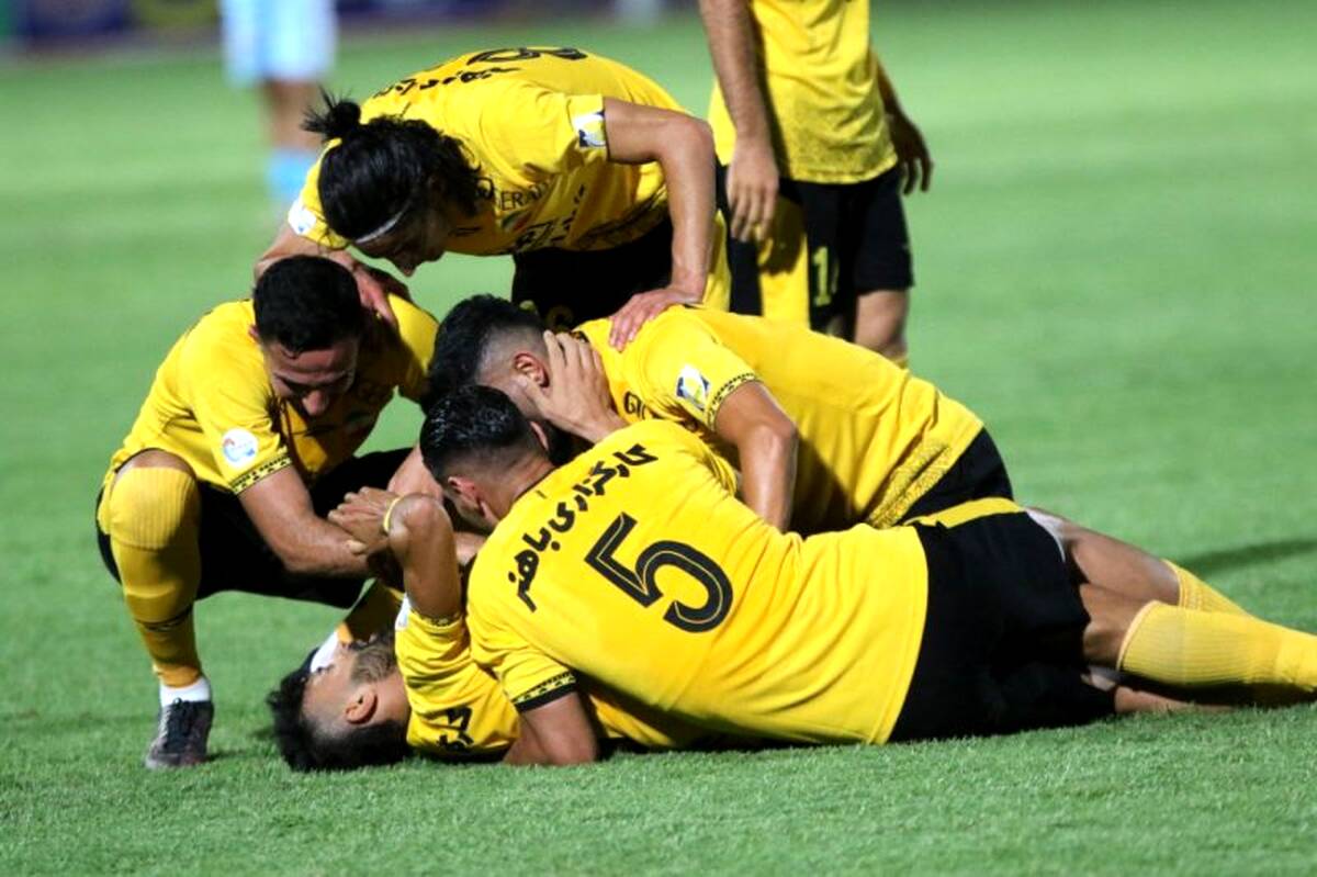 اغو دیدارهای سپاهان در آغاز نیم فصل دوم 