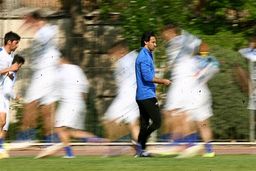 بازگشت بخشی از اعتصاب‌کنندگان در روز معارفه مجیدی/ خبری از برگزاری تمرین استقلال نشد + تصاویر

