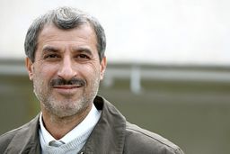 حمله زشت مایلی‌کهن:برانکو مار خورده افعی شده است