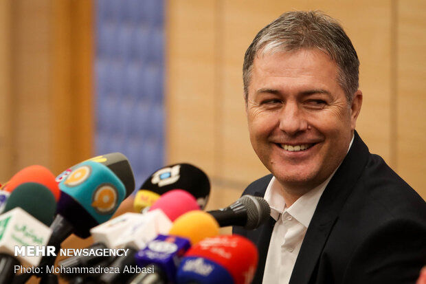 اسکوچیچ سرمربی ایران می ماند