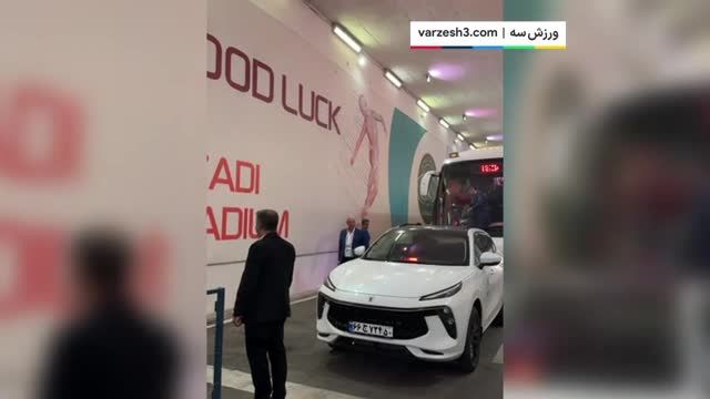 فیلم ورود تیم استقلال تاجیکستان به ورزشگاه آزادی