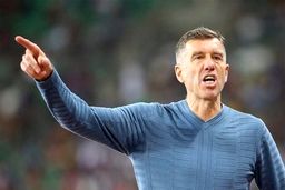 باخت به ایران کار دست کاتانچ داد ؛ سرمربی عراق در آستانه اخراج