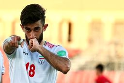 گزارش تصویری شکست هنگ کنگ مقابل ایران
