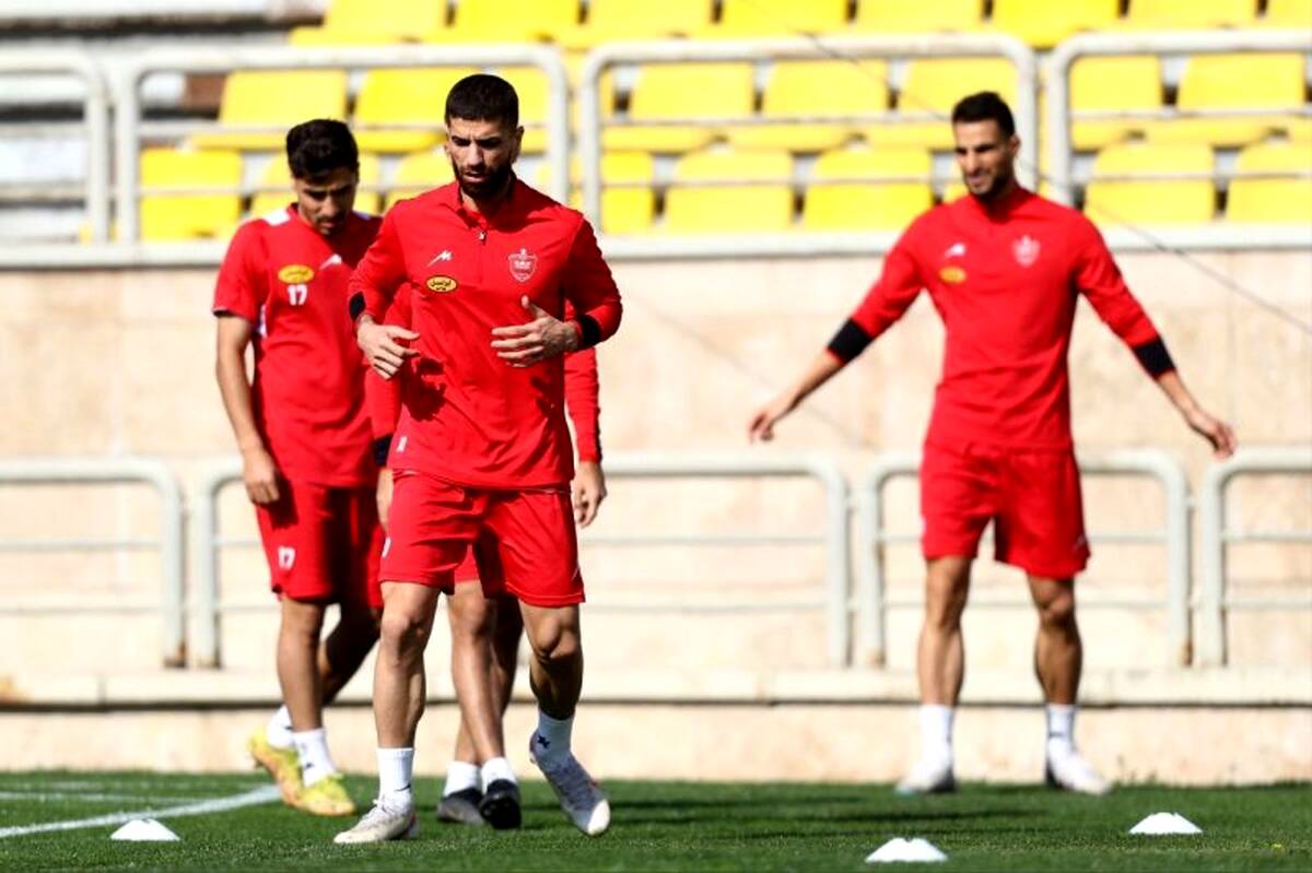 جلسه مهم بازیکنان پرسپولیس و یحیی در رختکن 