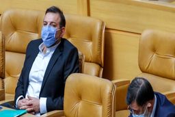 جلسه بررسی تخلفات دوره عزیزی خادم بدون حضور رئیس معزول