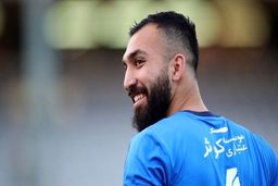 واکنش روزبه چشمی به شایعه کتک کاری در فرودگاه!