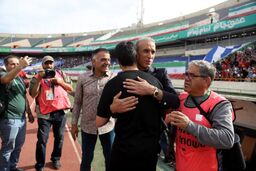 یحیی:برای پرسپولیس و استقلال استادیوم مدرن بسازید