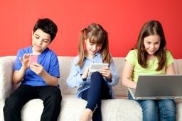 چگونه به سوالات جنسی کودکان پاسخ دهیم؟