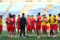 چوب حراج باشگاه پرسپولیس بر سر بازیکنان!

