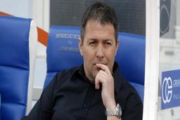 تصاویر دختر زیبای دراگان اسکوچیچ در استادیوم فوتبال