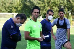 فرهاد به دنبال بازیکنان جدید برای استقلال