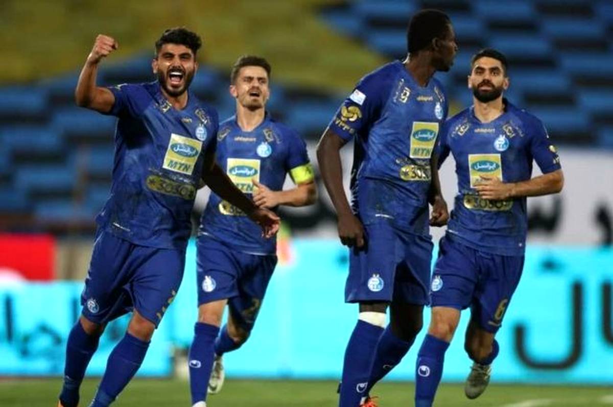 استقلال برای پرسپولیس پنجه نشان داد