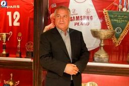 سلطان امشب در اردوگاه پرسپولیس