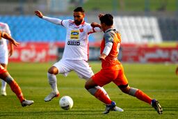برد یک نیمه‌ای پرسپولیس برابر سایپا / گل بود،‌ به سبزه نیز آراسته شد!
