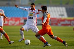 برد یک نیمه‌ای پرسپولیس برابر سایپا / گل بود،‌ به سبزه نیز آراسته شد!
