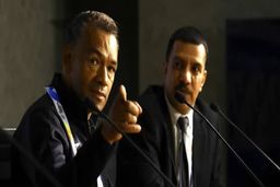 مورایس:فوتبال زیبایی دیدیم؛به فرهنگ و قهرمانان احترام بگذاریم