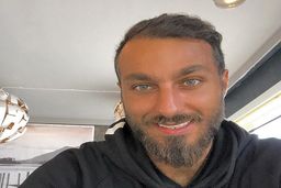 تعریف و تمجید سوشا مکانی از محمود احمدی‌نژاد! + پست اینستاگرام

